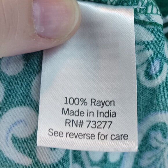 #294 3/$18 - Croft & Barrow Green/White Short Sleeve Button Down Top Size XL - Picture 6 of 6